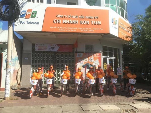Van-phong-giao-dich-fpt-kon-tum