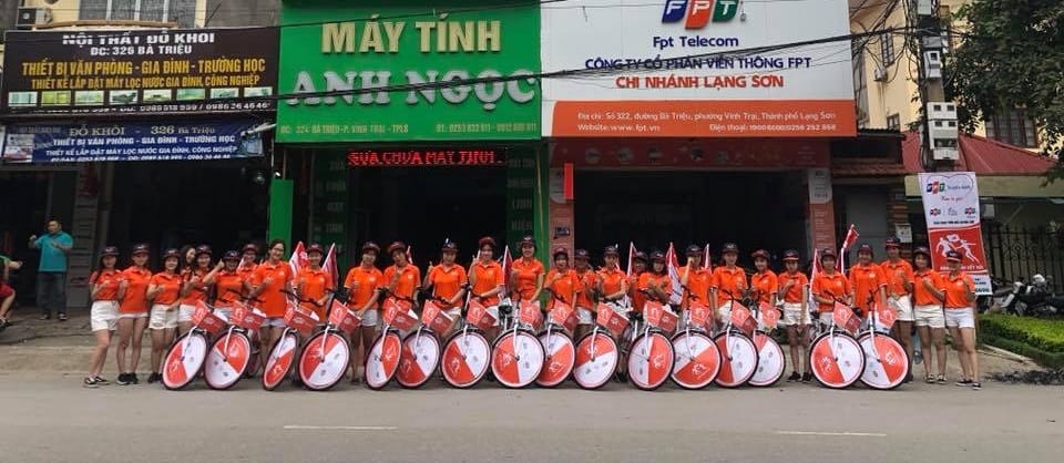 Van-phong-giao-dich-fpt-lang-son